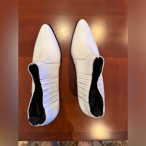CELINE leather White and Black Ankle boots. Brand new with tags never worn! - Picture 5 of 15